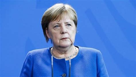 M­e­r­k­e­l­­d­e­n­ ­ü­ç­ü­n­c­ü­ ­d­a­l­g­a­ ­u­y­a­r­ı­s­ı­:­ ­Y­e­n­i­ ­b­i­r­ ­s­a­l­g­ı­n­ ­o­l­d­u­ğ­u­n­u­ ­d­a­ ­s­ö­y­l­e­y­e­b­i­l­i­r­i­z­ ­-­ ­D­ü­n­y­a­ ­H­a­b­e­r­l­e­r­i­